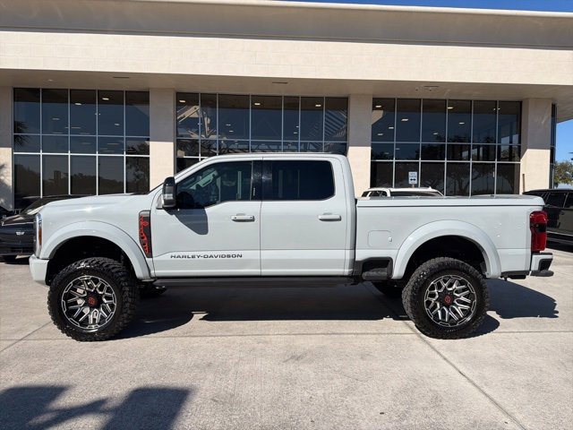 Used 2026 Ford F250 Lariat w/ Black Appearance Package image 2