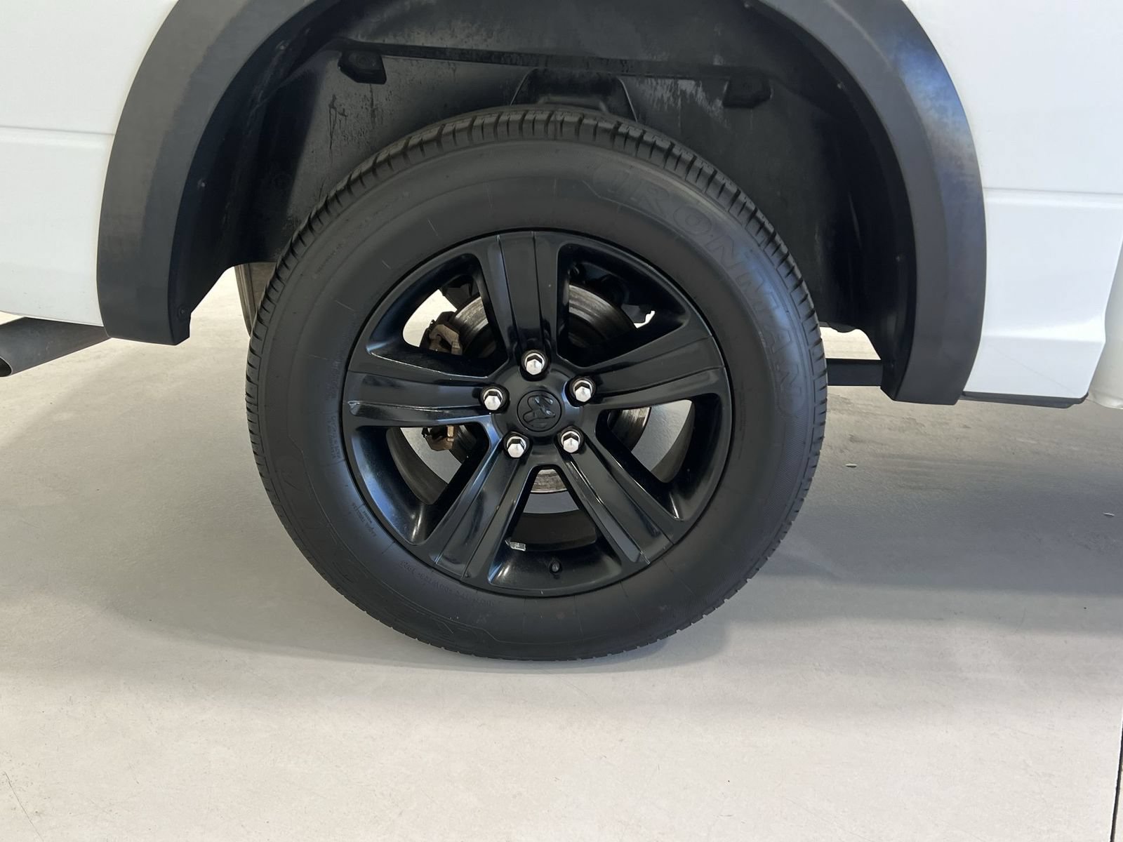 Used 2023 RAM 1500 Warlock AWD/4WD image 10