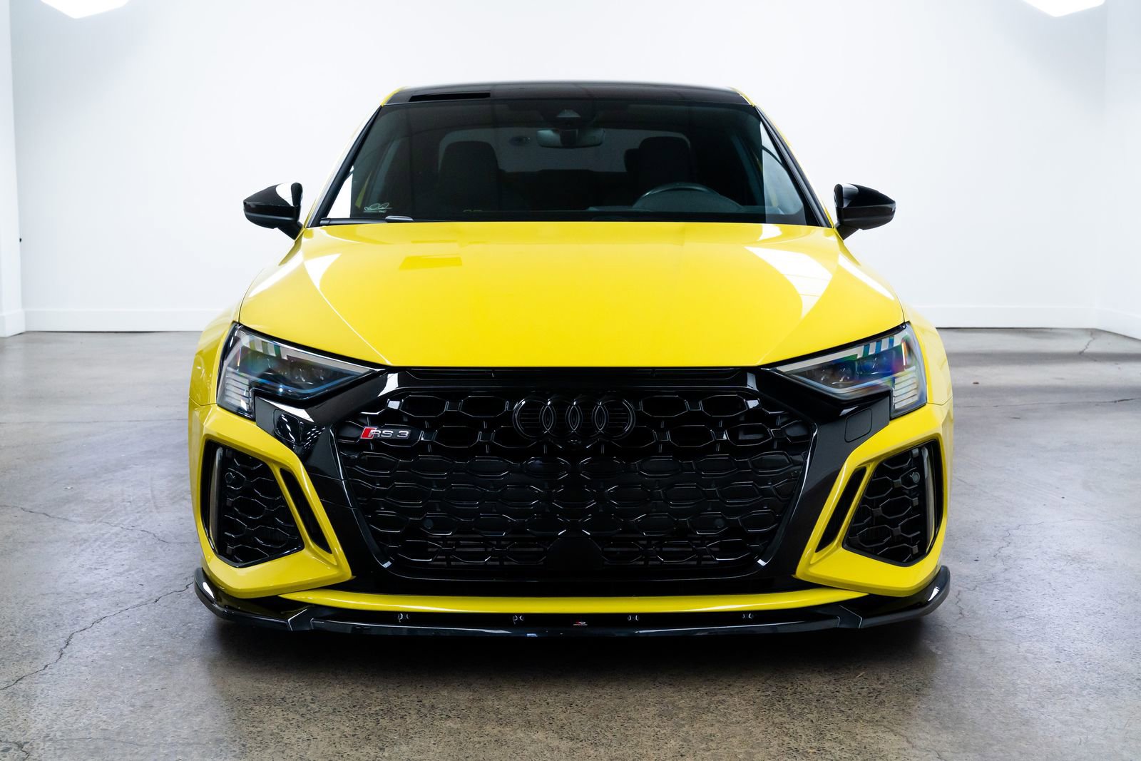 Used 2022 Audi RS 3 image 2