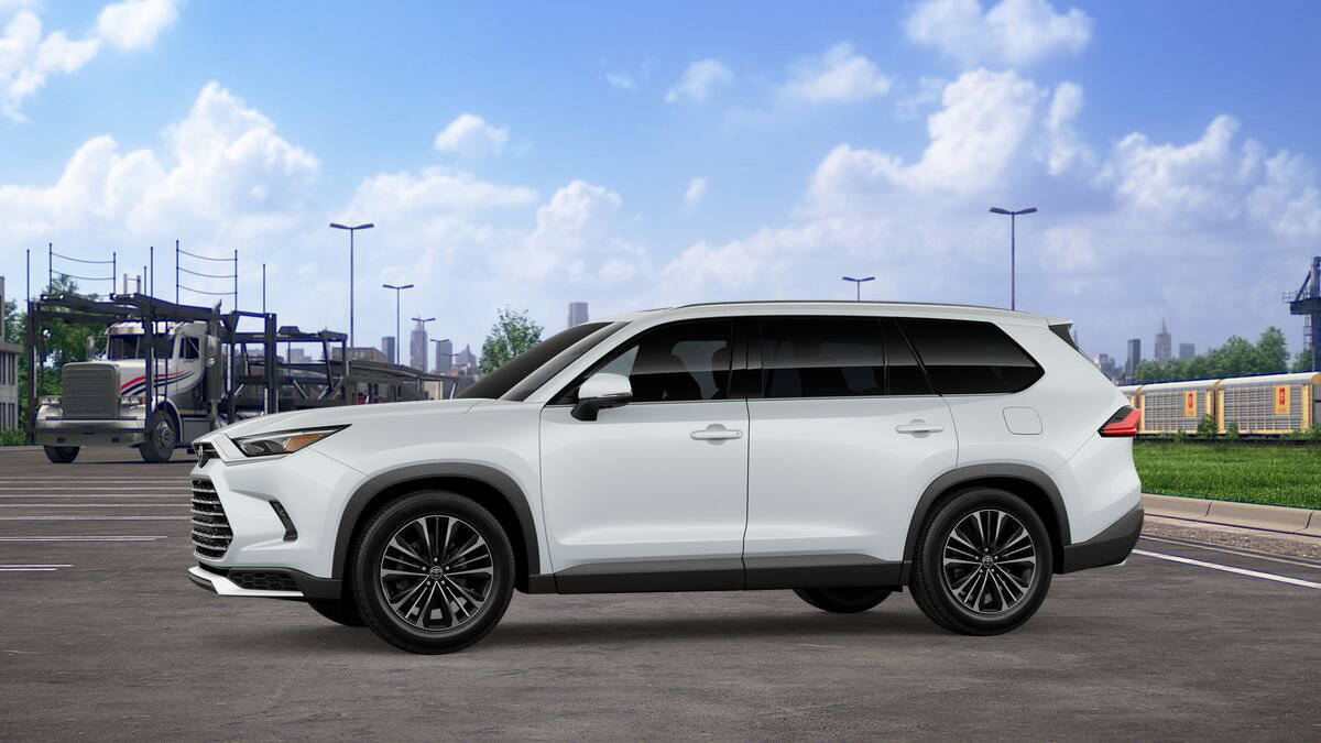 New 2026 Toyota Grand Highlander AWD Hybrid image 3