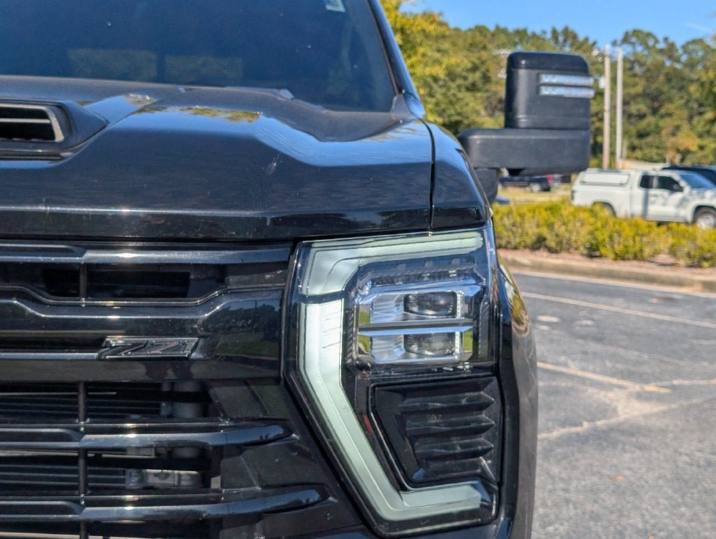 Used 2024 Chevrolet Silverado 3500 LTZ w/ LTZ Plus Package AWD/4WD image 13