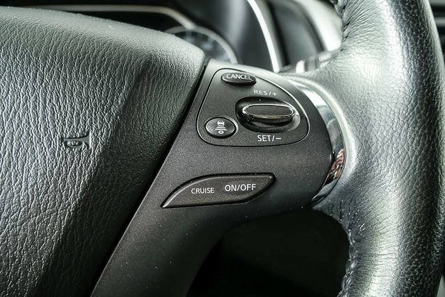 Used 2022 Nissan Murano SV FWD image 11