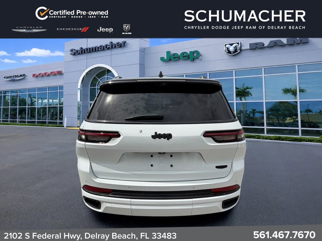 Used 2023 Jeep Grand Cherokee L Summit AWD/4WD image 6