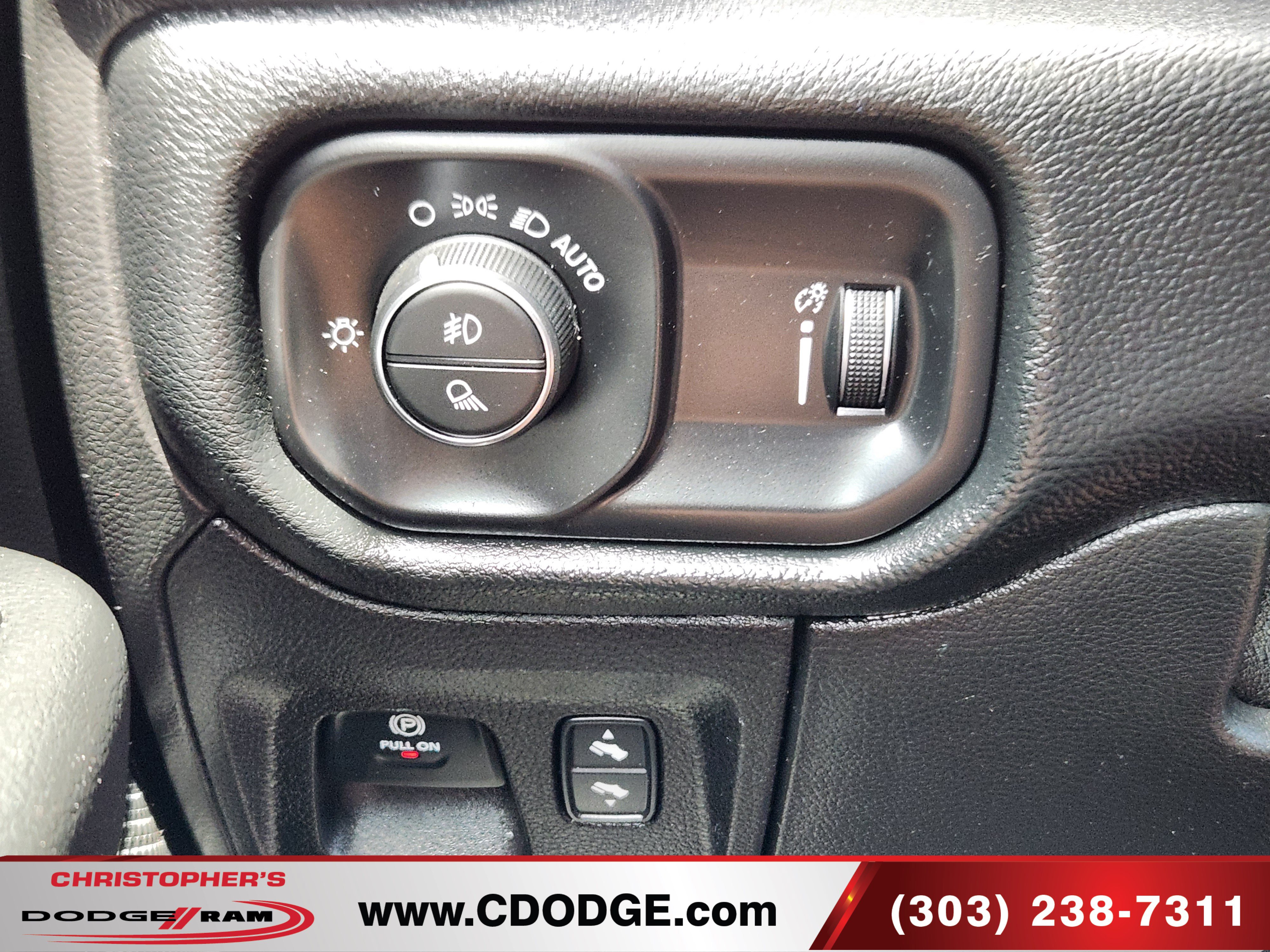 Used 2020 RAM 1500 Big Horn w/ Built-to-serve Edition AWD/4WD image 31
