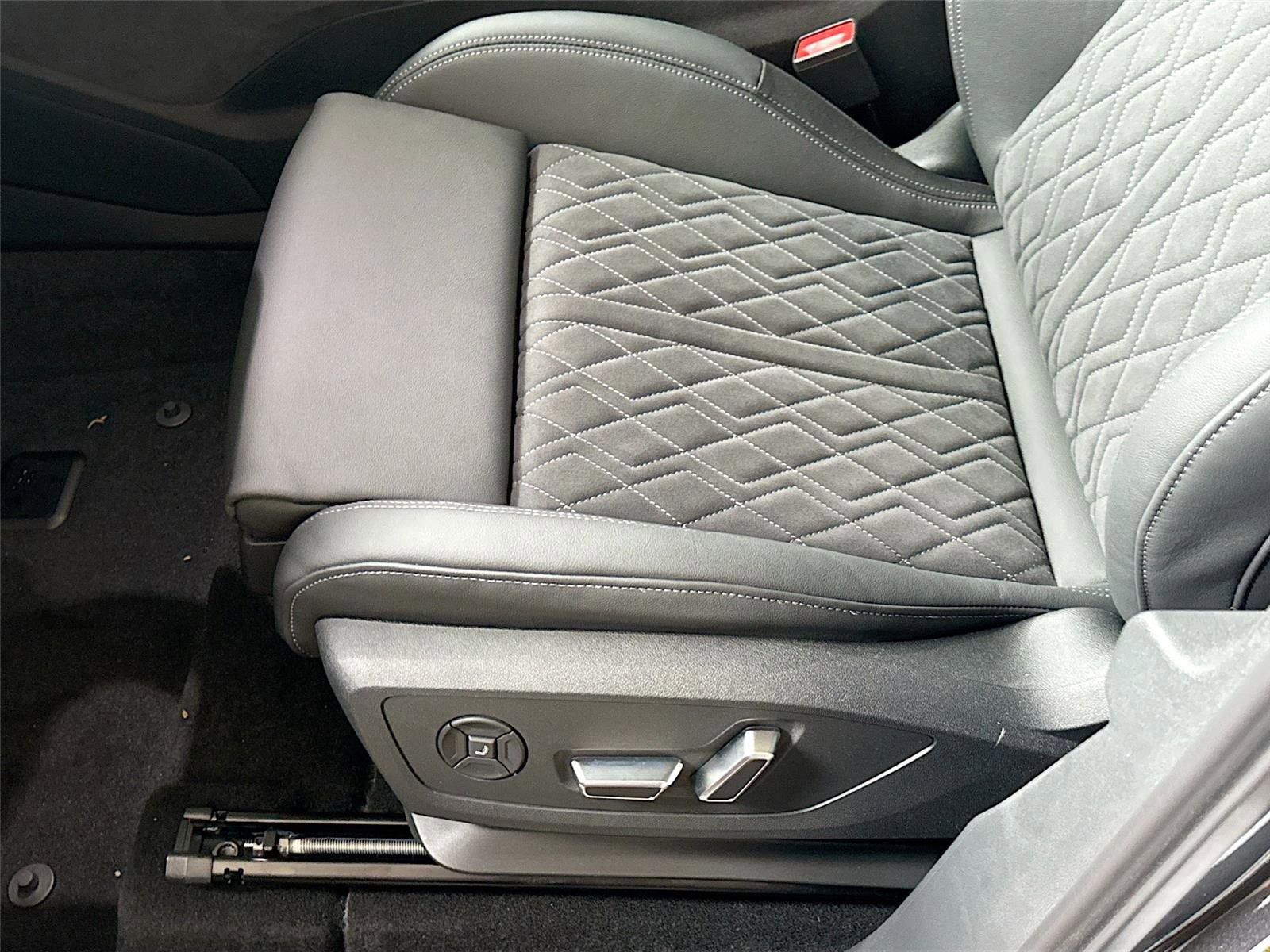 New 2027 Audi SQ6 e-tron Premium Plus image 20
