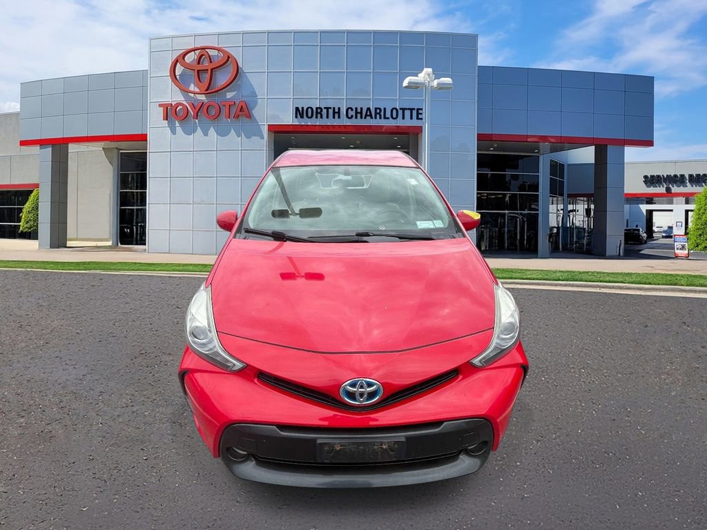 Used 2015 Toyota Prius V Five image 3