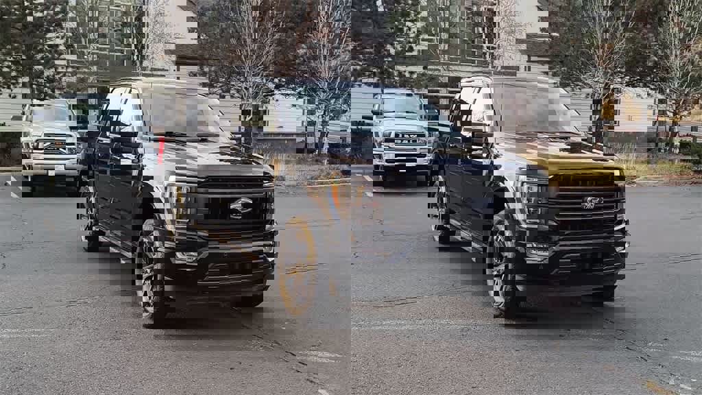 Used 2023 Ford F150 Lariat w/ Equipment Group 502A High image 3