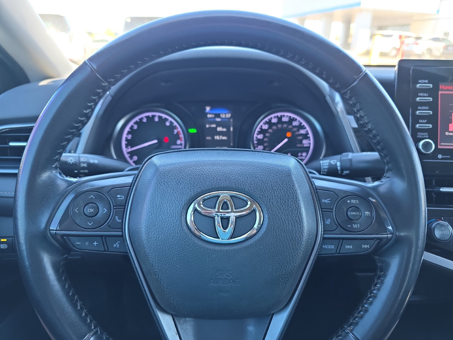 Used 2023 Toyota Camry SE w/ Convenience Package FWD image 17