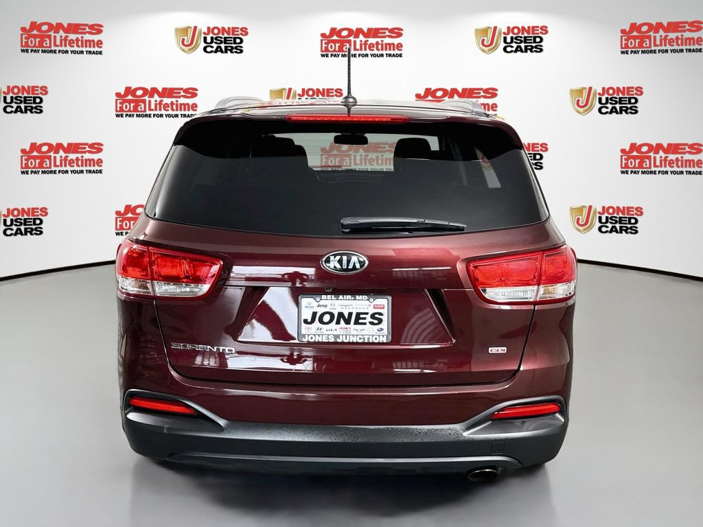 Used 2017 Kia Sorento AWD image 14
