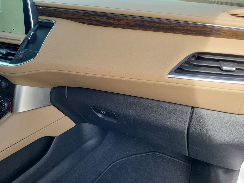 Used 2023 Chevrolet Tahoe Premier image 35