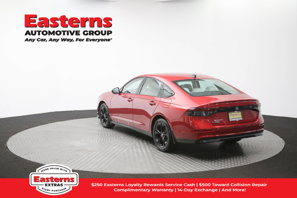 Used 2025 Honda Accord SE image 65