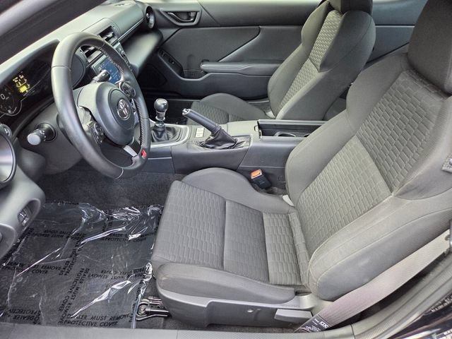 Used 2022 Toyota GR86 w/ ALL Weather Mat Package (TMS) RWD image 10