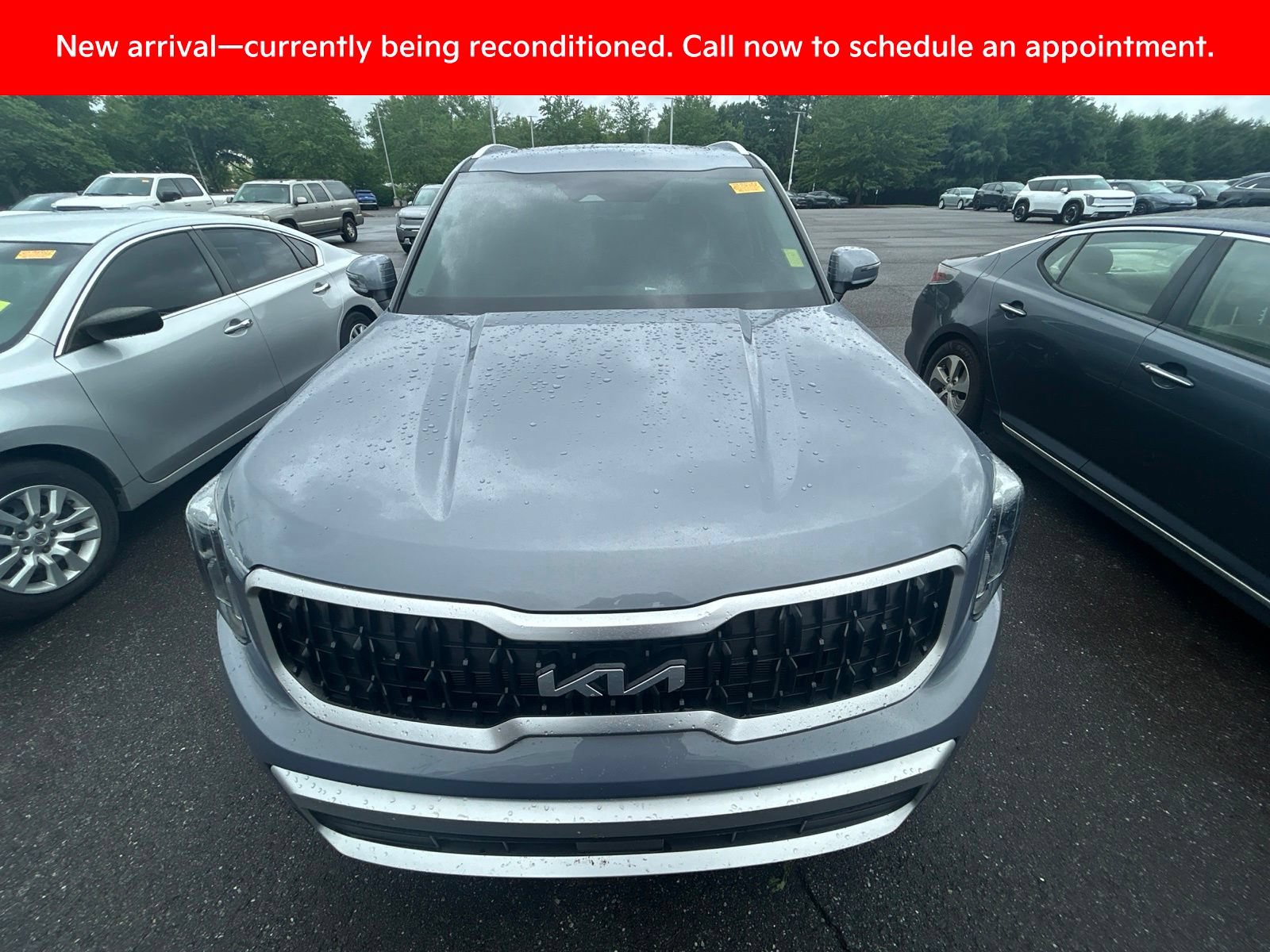 Certified 2025 Kia Telluride EX w/ EX Captain's Chair Package AWD/4WD image 2