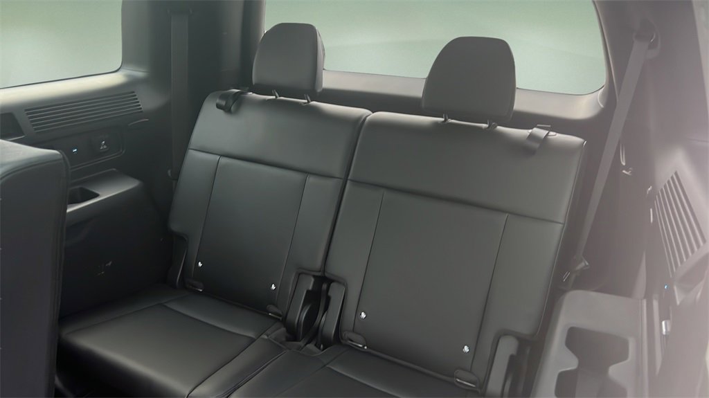 Used 2024 Hyundai Santa Fe Limited image 12