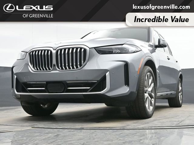 Used 2024 BMW X5 xDrive40i w/ Parking Assistance Package image 35