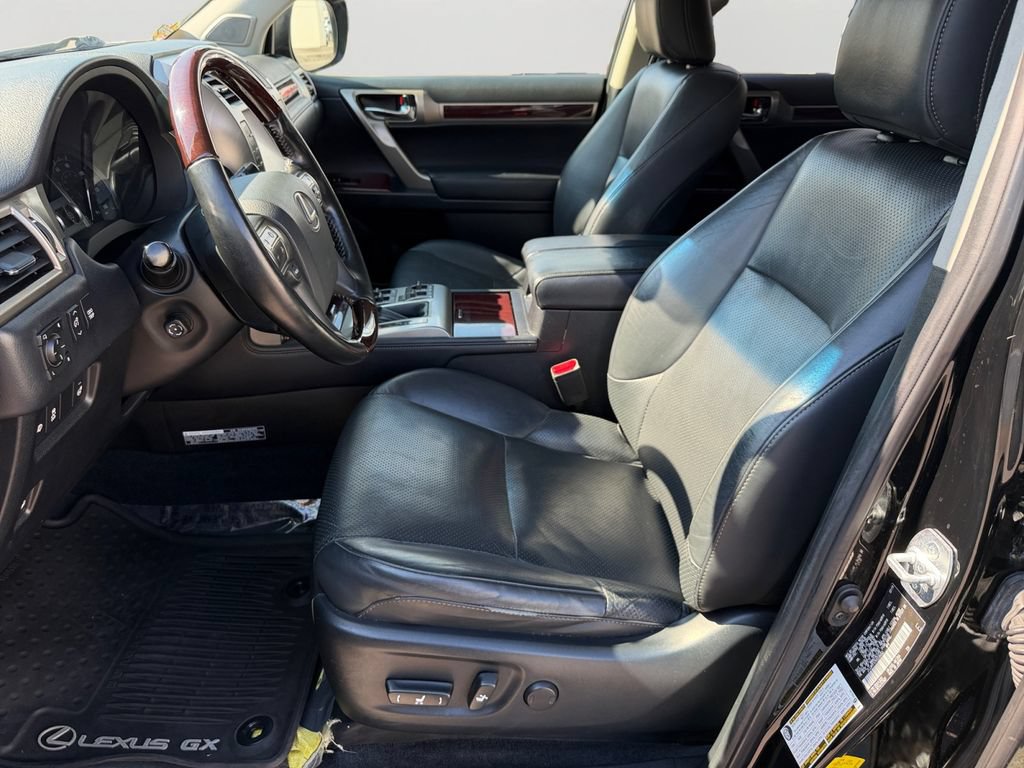 Used 2019 Lexus GX 460 Luxury AWD/4WD image 24