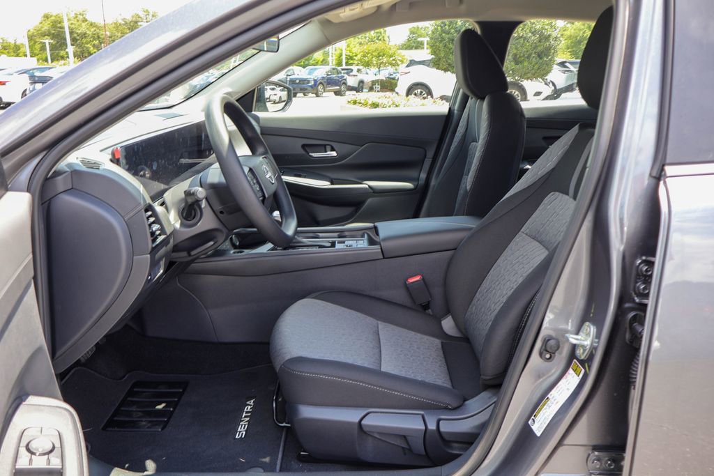 New 2026 Nissan Sentra SV FWD image 7