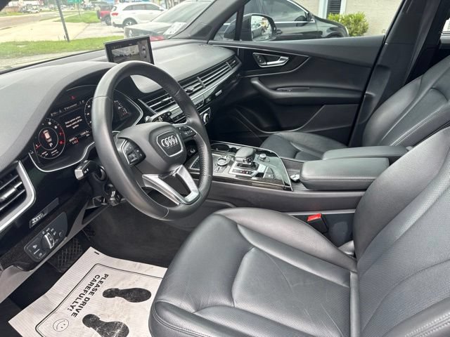 Used 2019 Audi Q7 3.0T Premium Plus w/ Premium Plus Package AWD/4WD image 13
