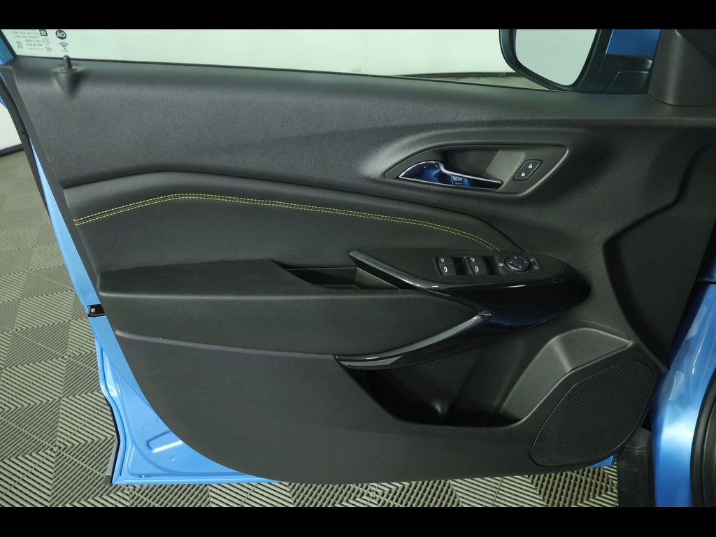 Used 2025 Chevrolet Trax LT w/ Driver Confidence Package FWD image 22