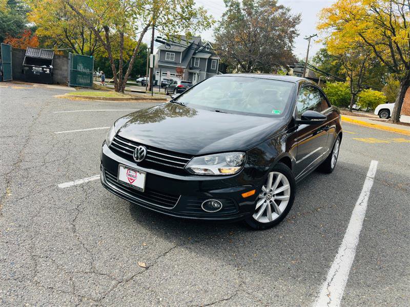 Used 2016 Volkswagen Eos Komfort image 2