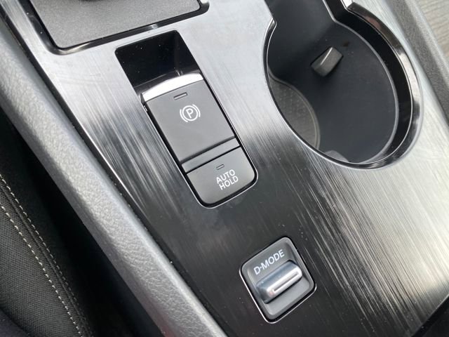 Certified 2023 Nissan Rogue SV image 18