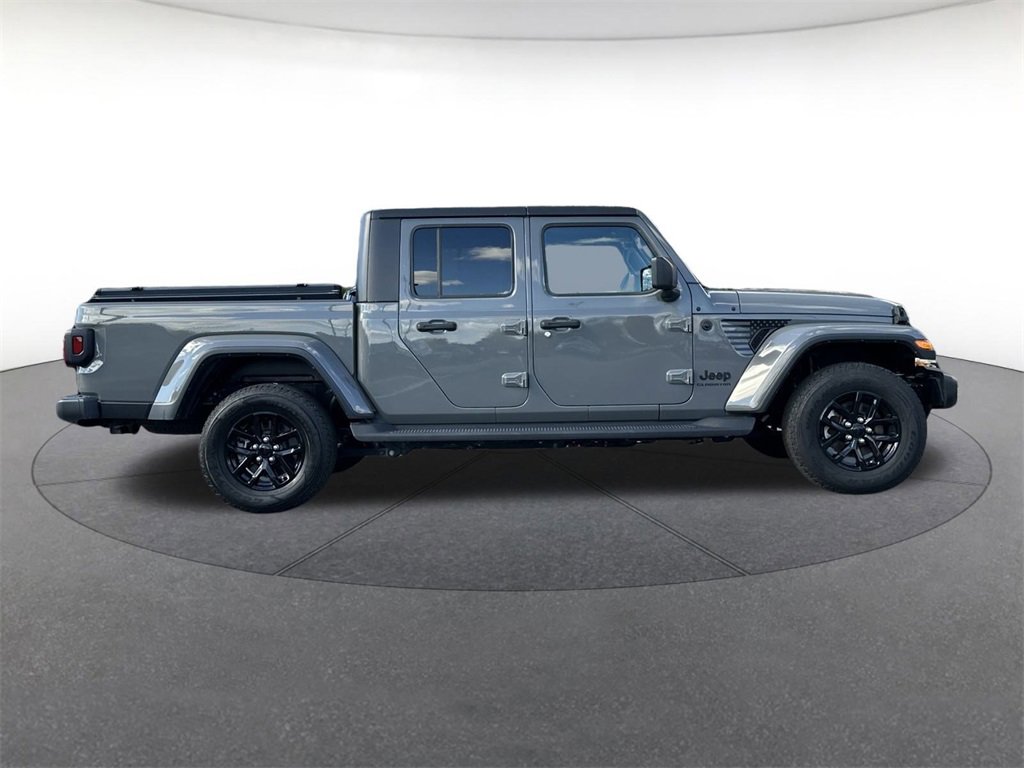 Used 2022 Jeep Gladiator Sport image 6