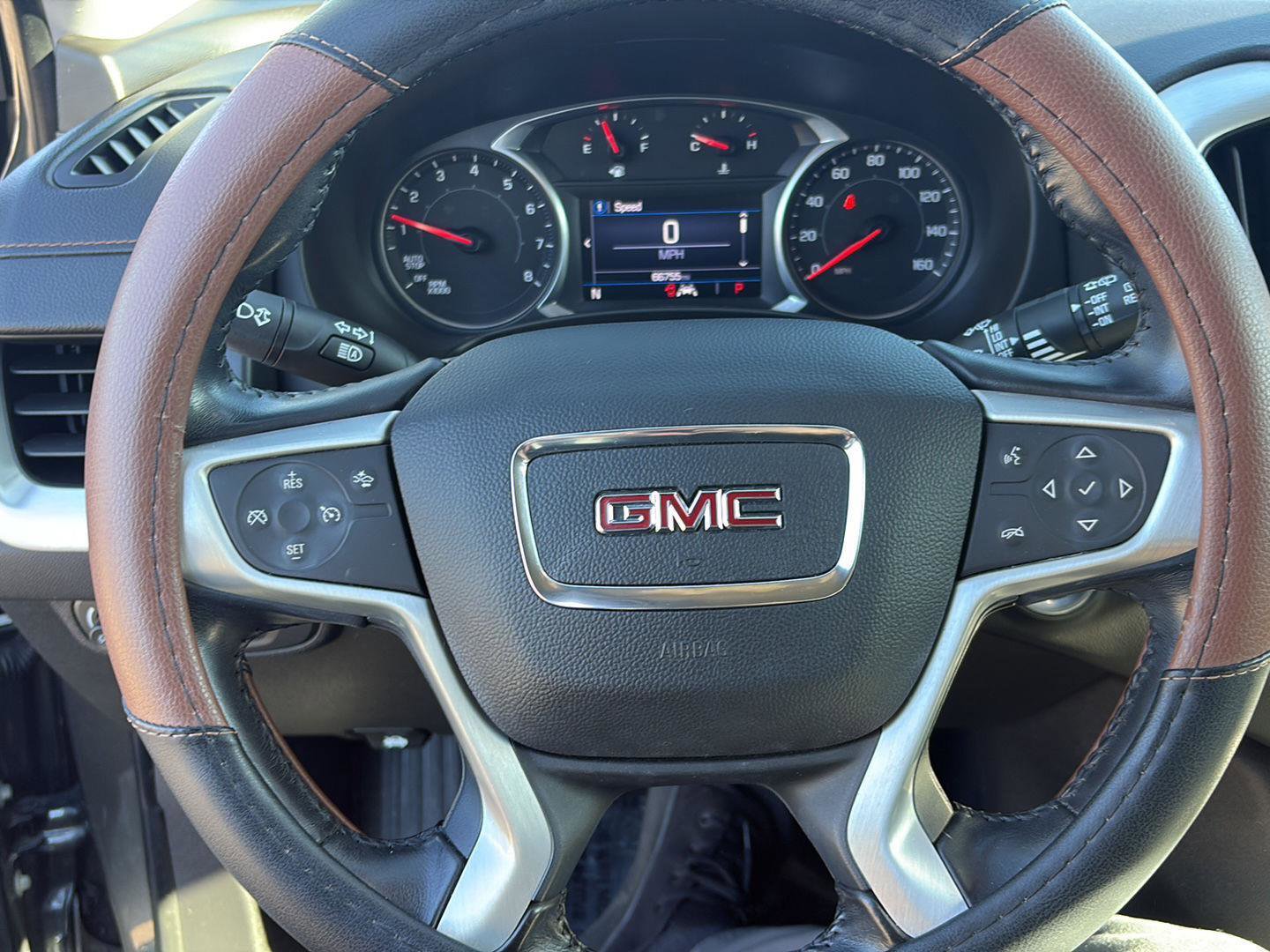 Used 2020 GMC Terrain SLE image 9