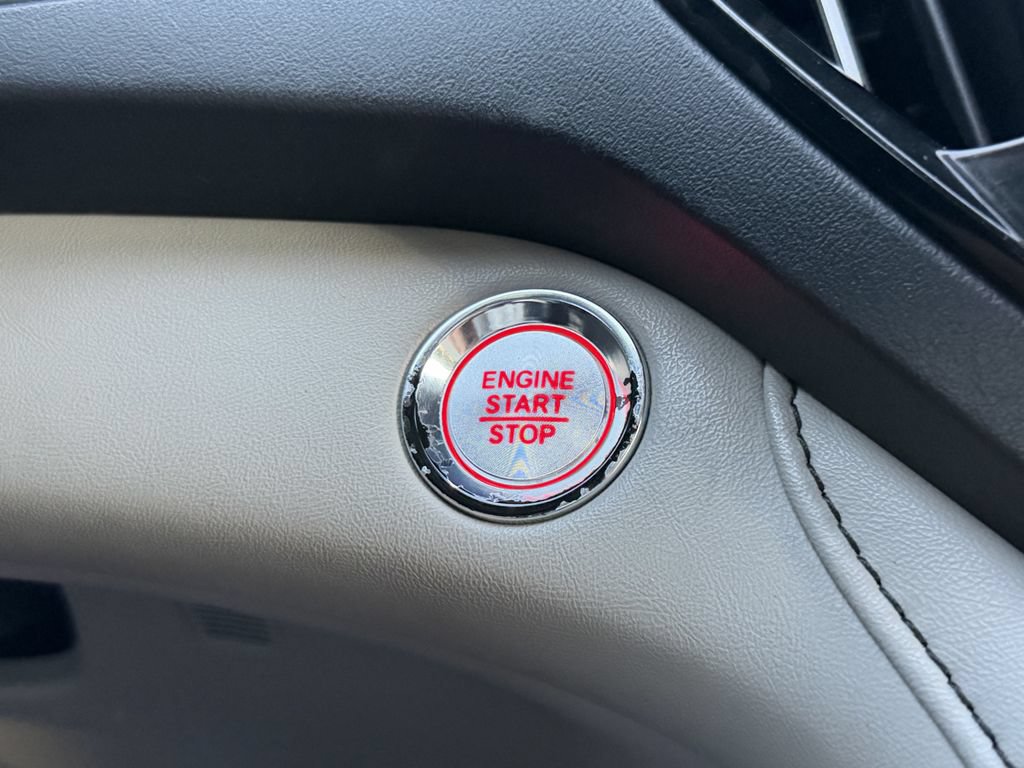 Used 2020 Acura RDX w/ Technology Package FWD image 26