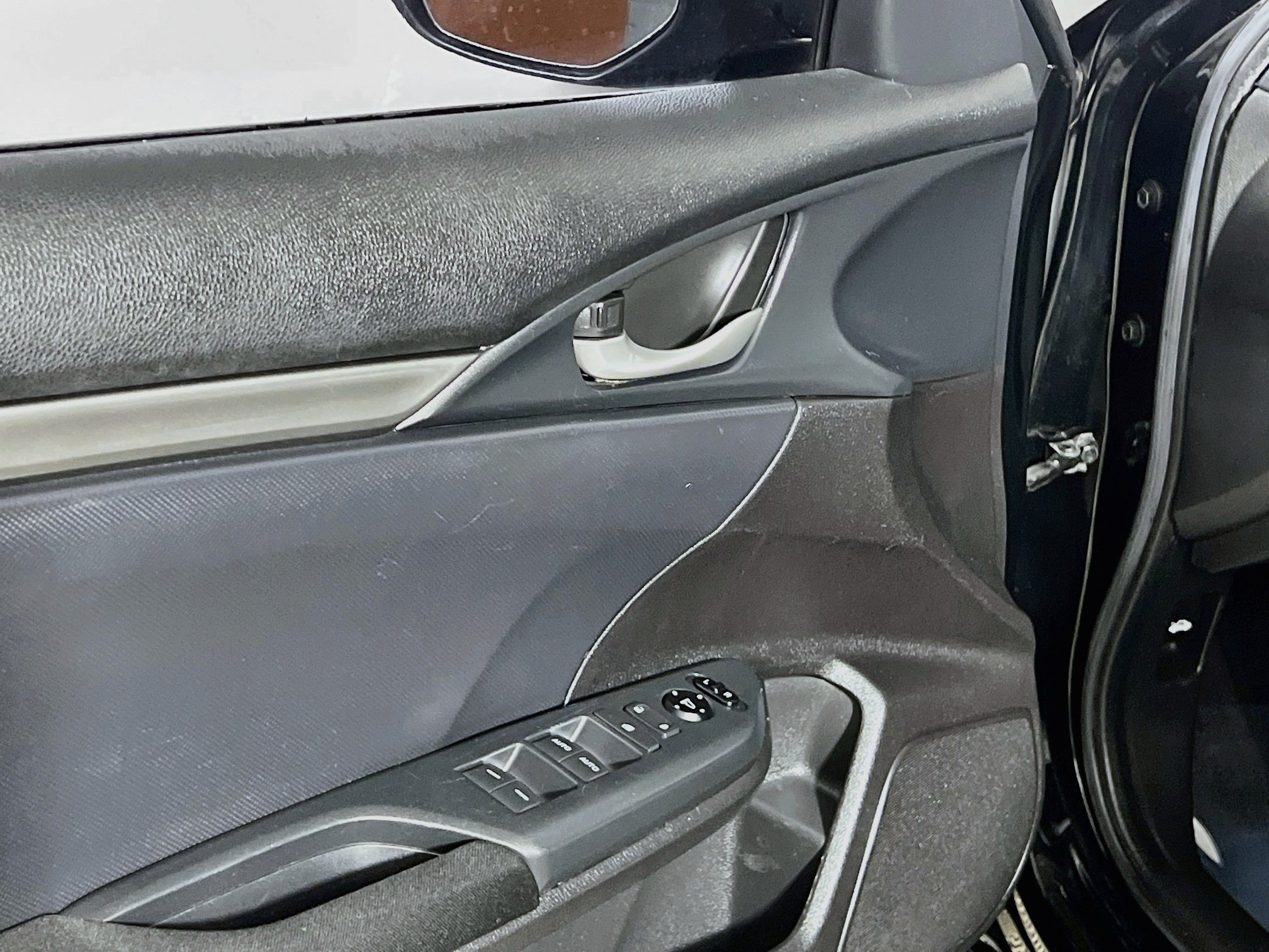 Used 2018 Honda Civic LX image 17