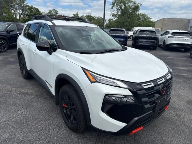 New 2026 Nissan Rogue SV AWD/4WD image 7