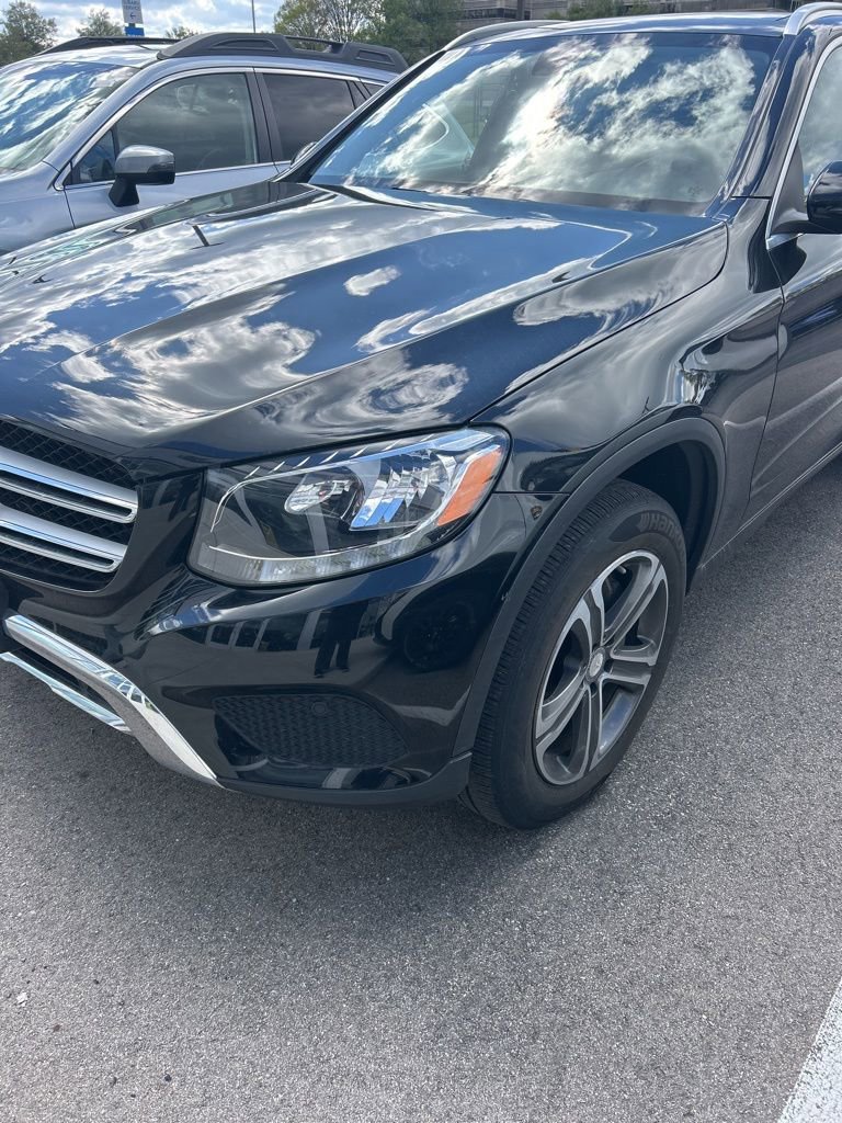 Used 2016 Mercedes-Benz GLC 300 4MATIC image 5