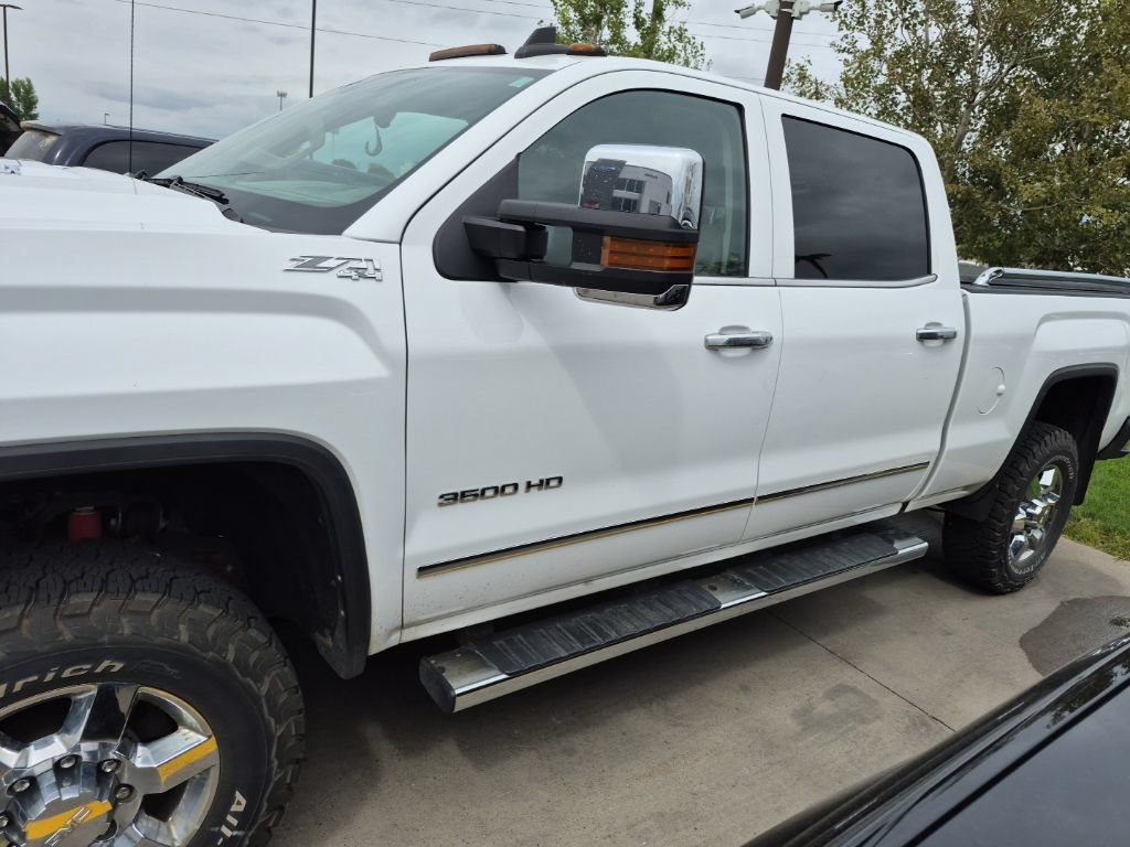 Used 2015 GMC Sierra 3500 SLT w/ Duramax Plus Package AWD/4WD image 18