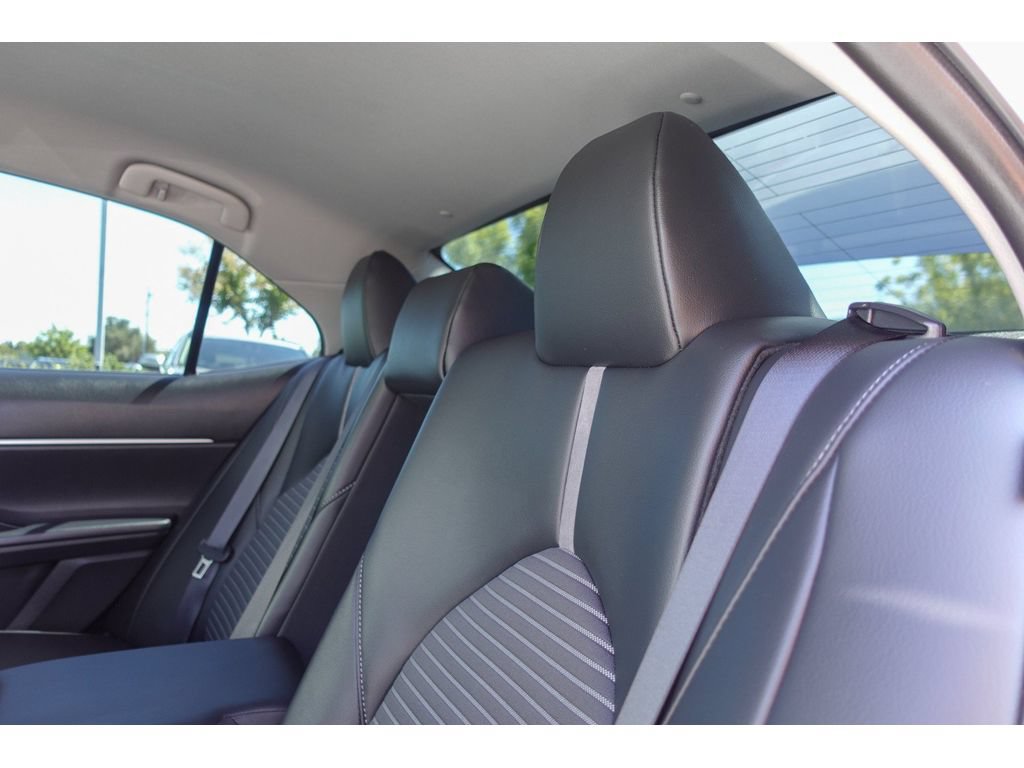 Used 2023 Toyota Camry SE FWD image 26