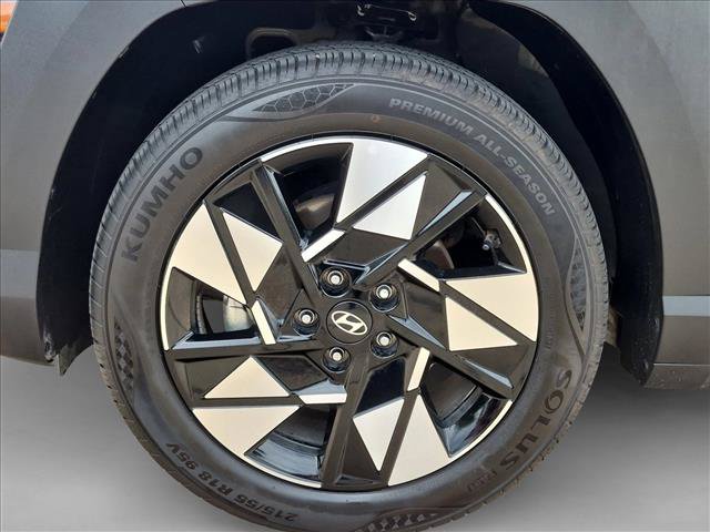 Used 2025 Hyundai Kona SEL FWD image 23