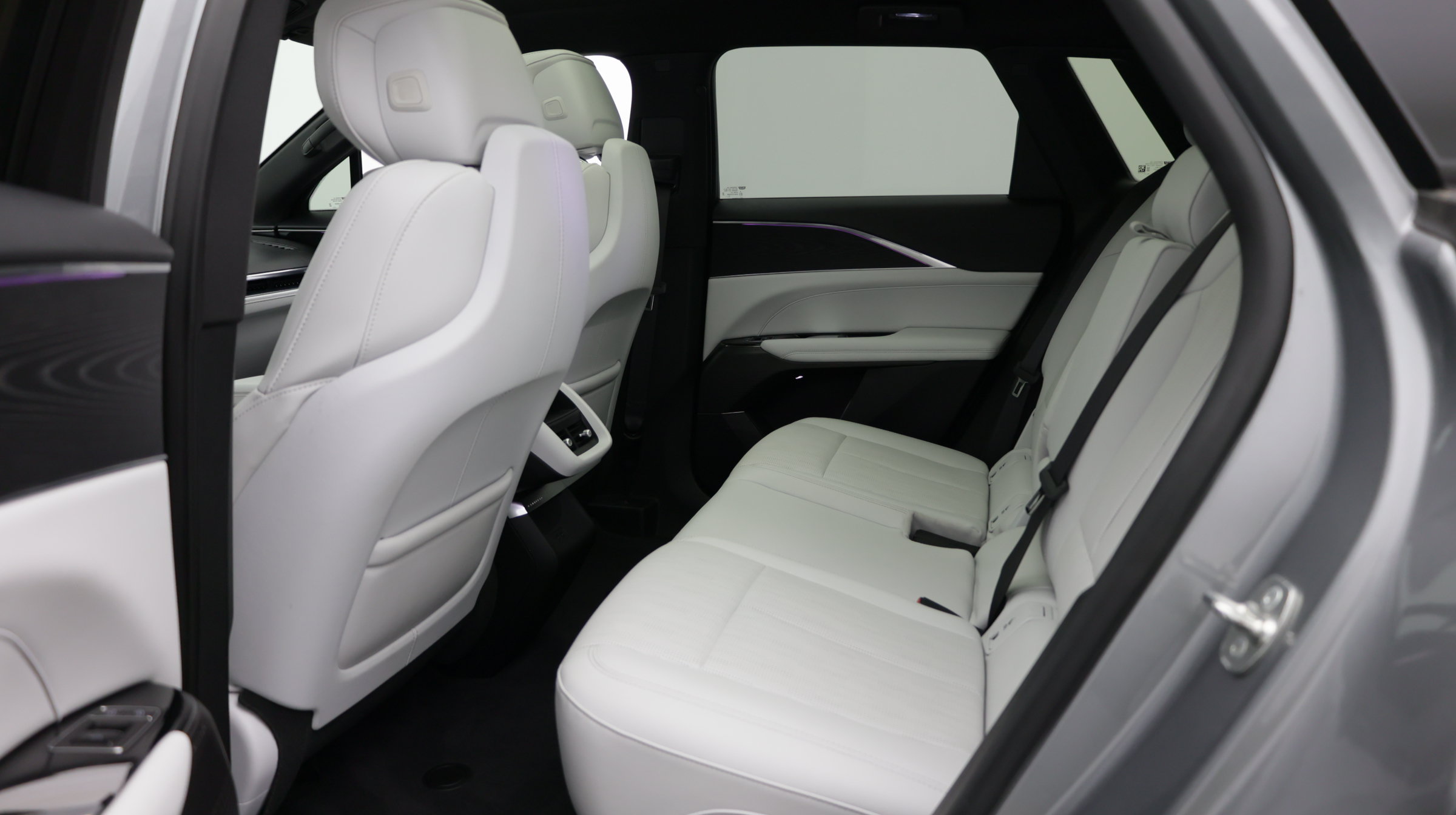 Used 2024 Cadillac Lyriq Luxury RWD image 26