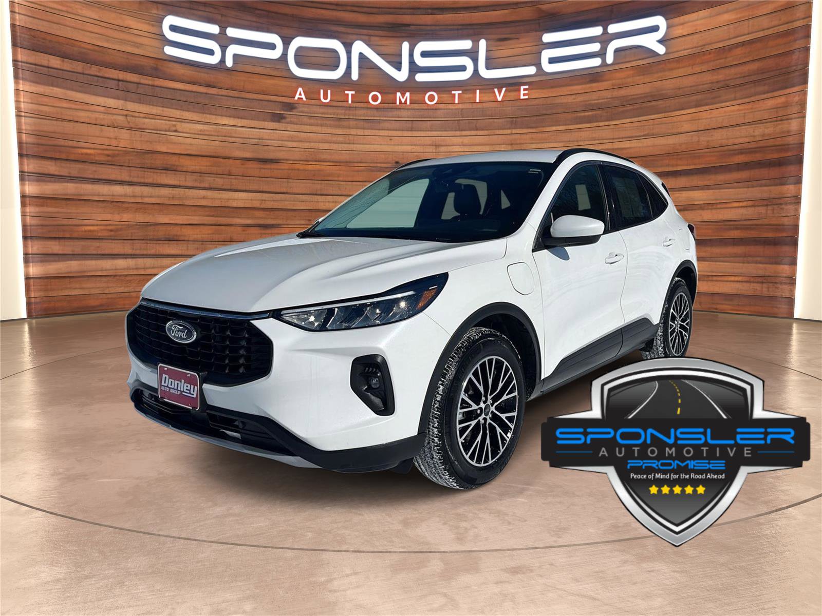 Used 2024 Ford Escape SE image 1