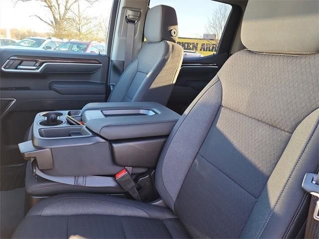 New 2026 GMC Sierra 1500 Elevation w/ X31 Off-Road Package AWD/4WD image 15