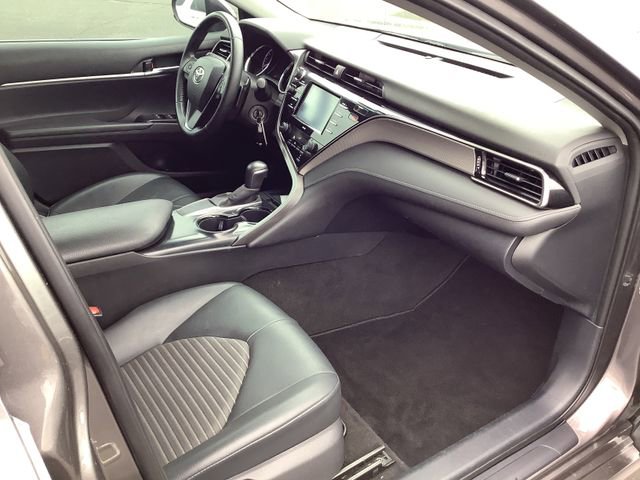 Used 2020 Toyota Camry SE FWD image 35