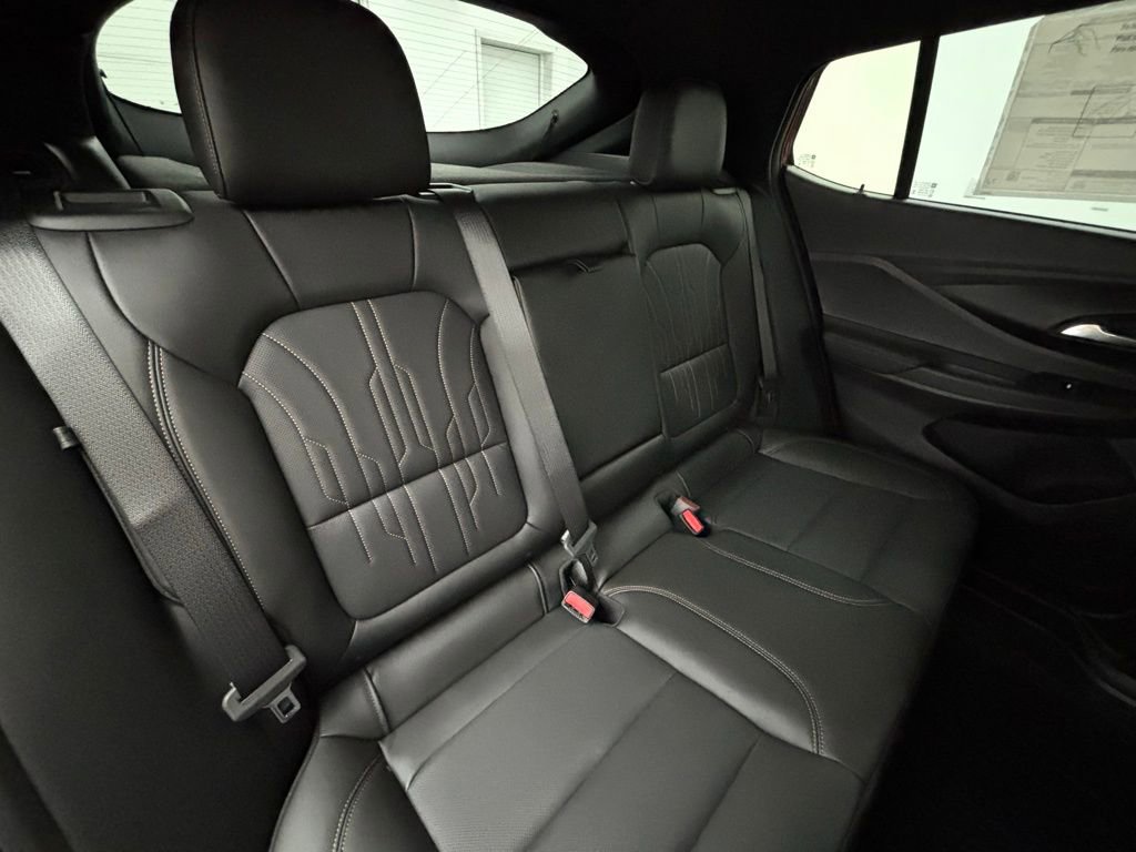 New 2026 Buick Envista Avenir image 38