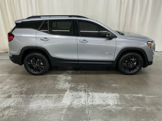 Used 2024 GMC Terrain AT4 w/ Tech Package AWD/4WD image 2