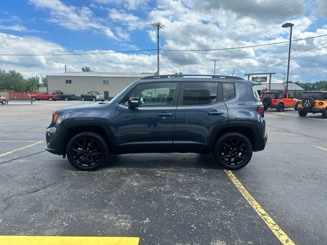 Used 2022 Jeep Renegade Altitude w/ Convenience Group AWD/4WD image 4