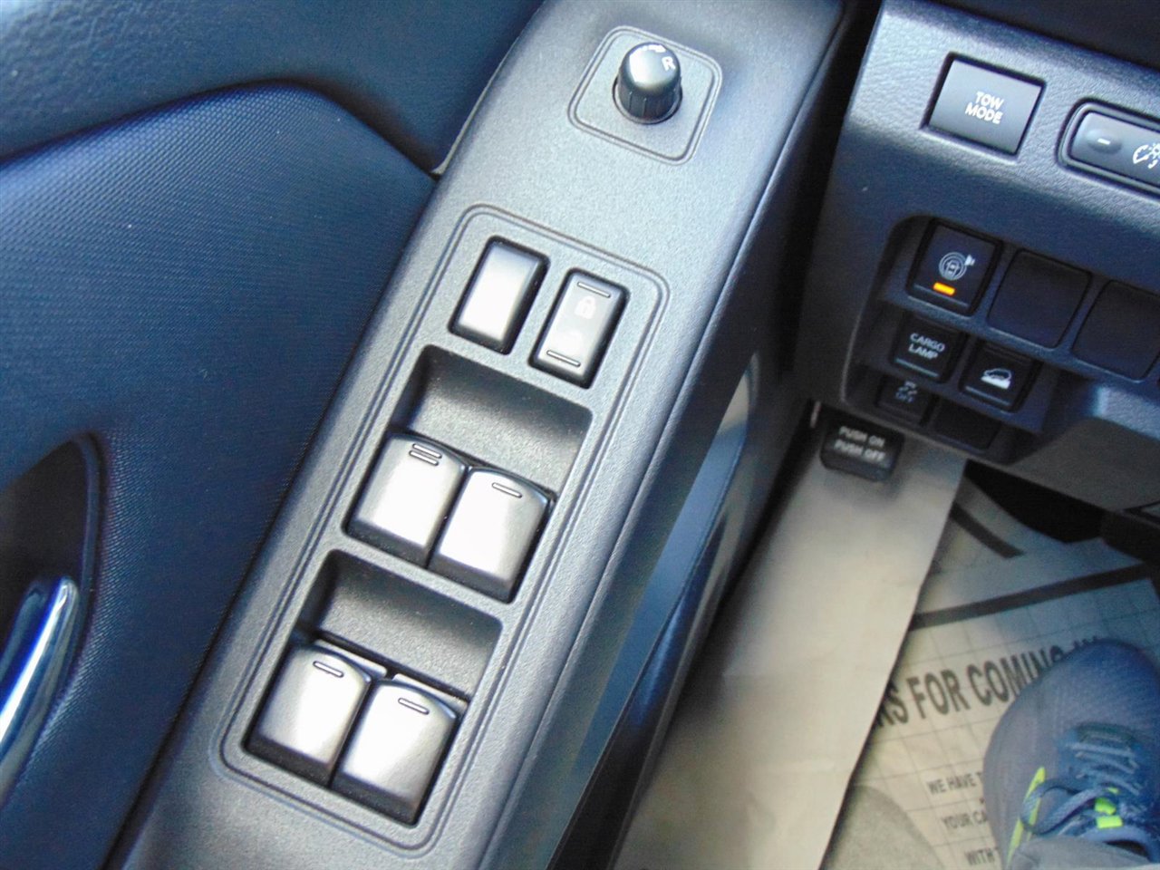 Used 2023 Nissan Frontier SV w/ SV Convenience Package image 39