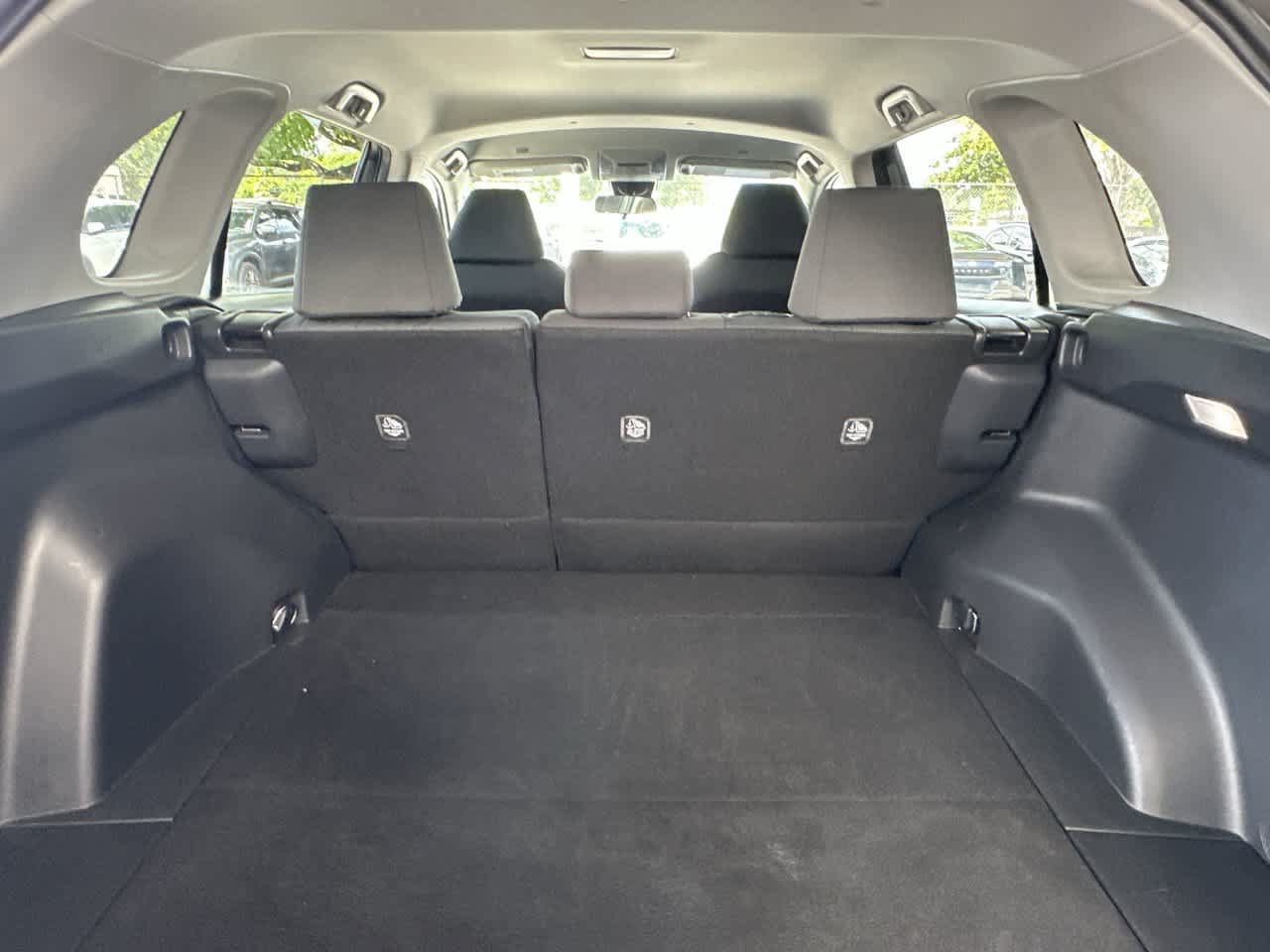 Used 2024 Toyota RAV4 XLE FWD image 25