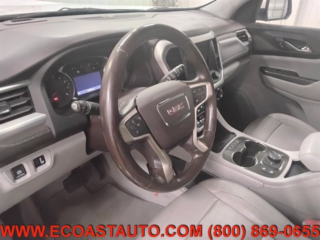 Used 2020 GMC Acadia SLT w/ LPO, Cargo Package FWD image 11