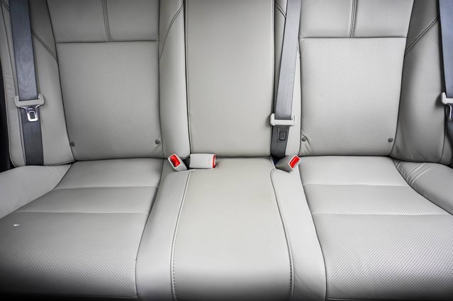 Used 2018 Toyota Avalon Limited image 20