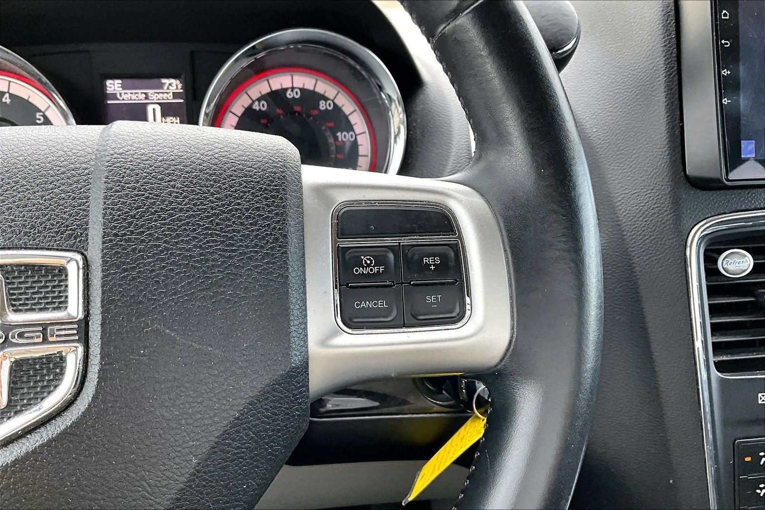 Used 2014 Dodge Grand Caravan SXT w/ Rear Park Assist Package FWD image 11