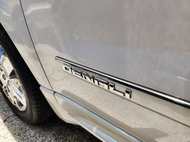 Used 2016 GMC Acadia Denali FWD image 7