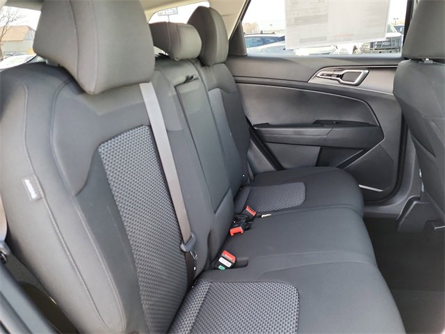 New 2026 Kia Sportage LX image 17