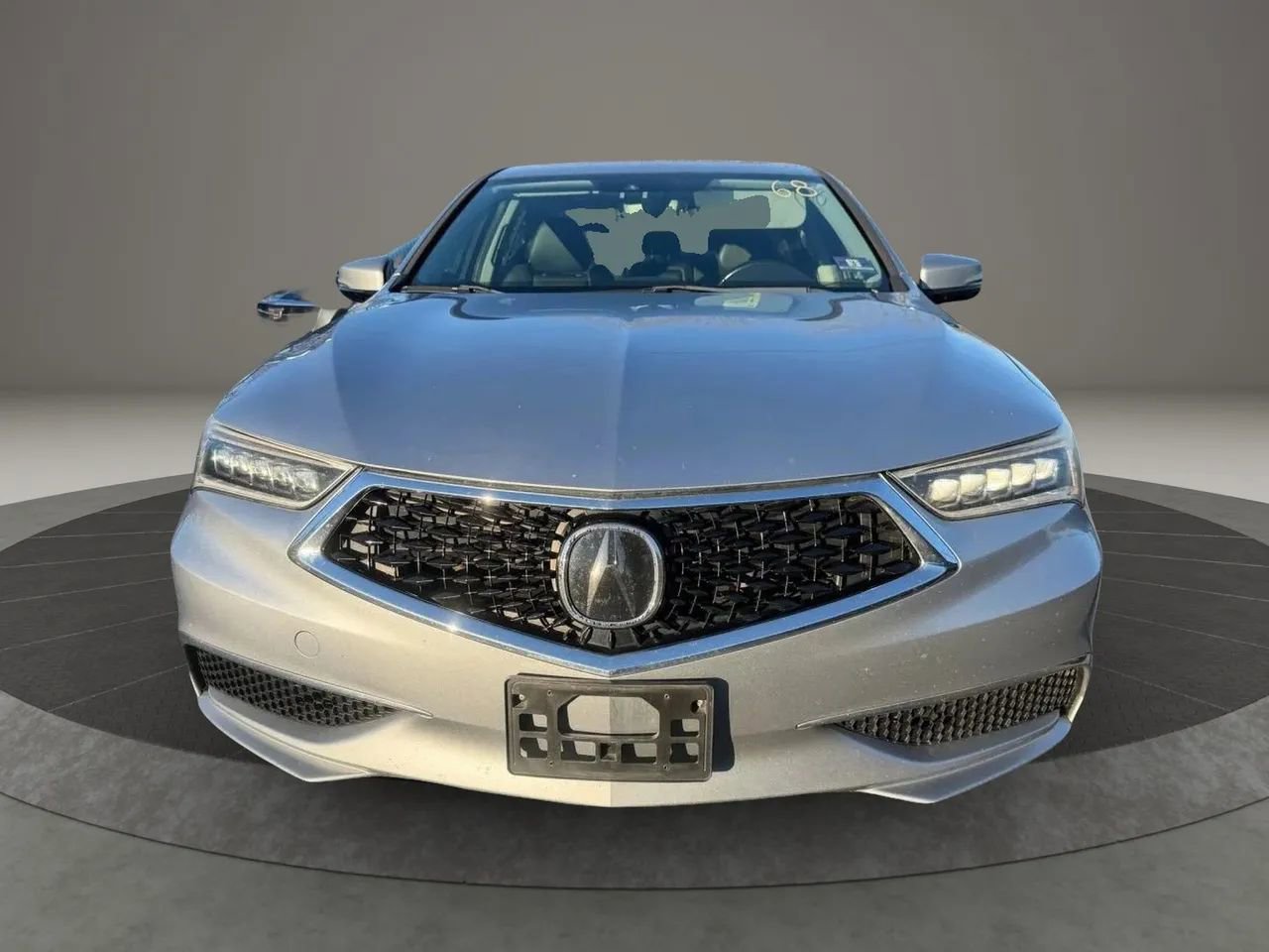 Used 2019 Acura TLX V6 image 2
