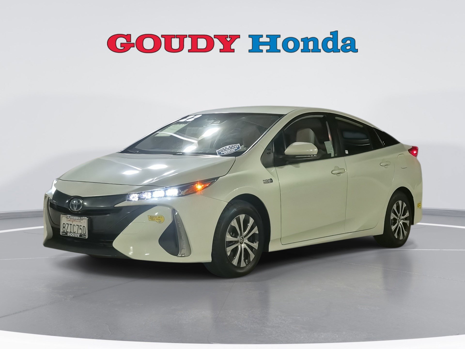 Used 2022 Toyota Prius Prime XLE